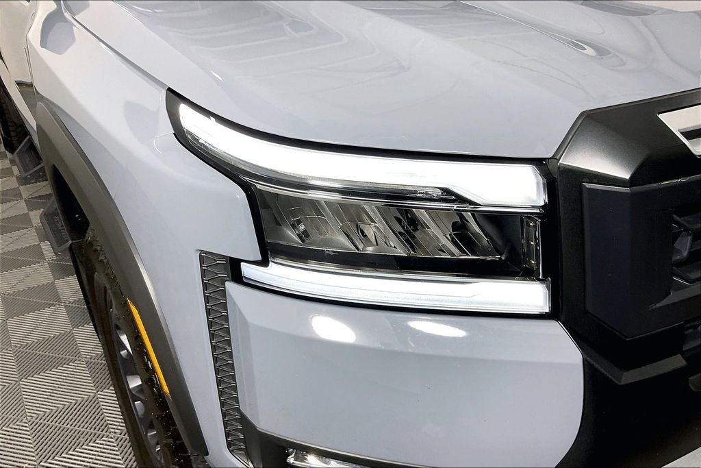 2025 Nissan Frontier Crew Cab PRO-X®