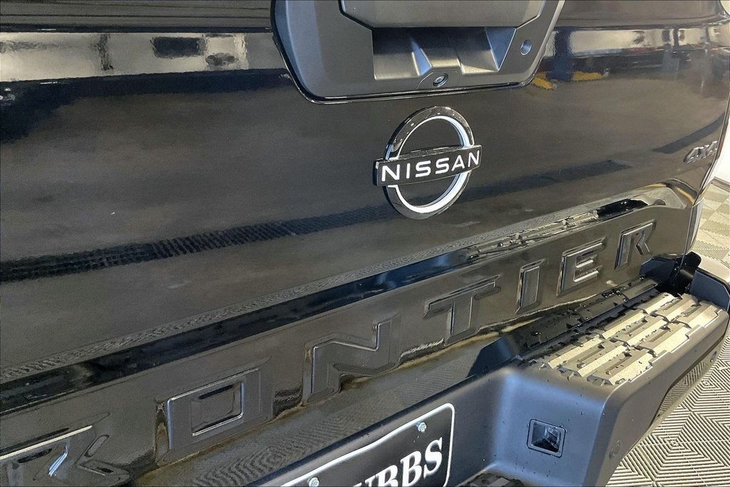 2027 Nissan Frontier Crew Cab SV