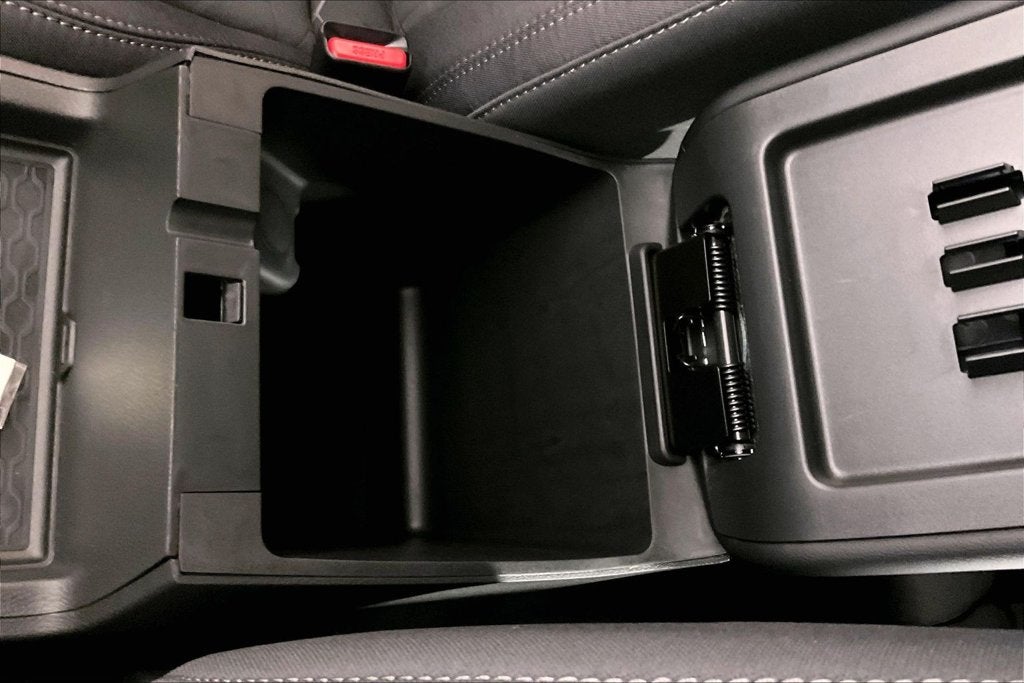 2027 Nissan Frontier Crew Cab SV