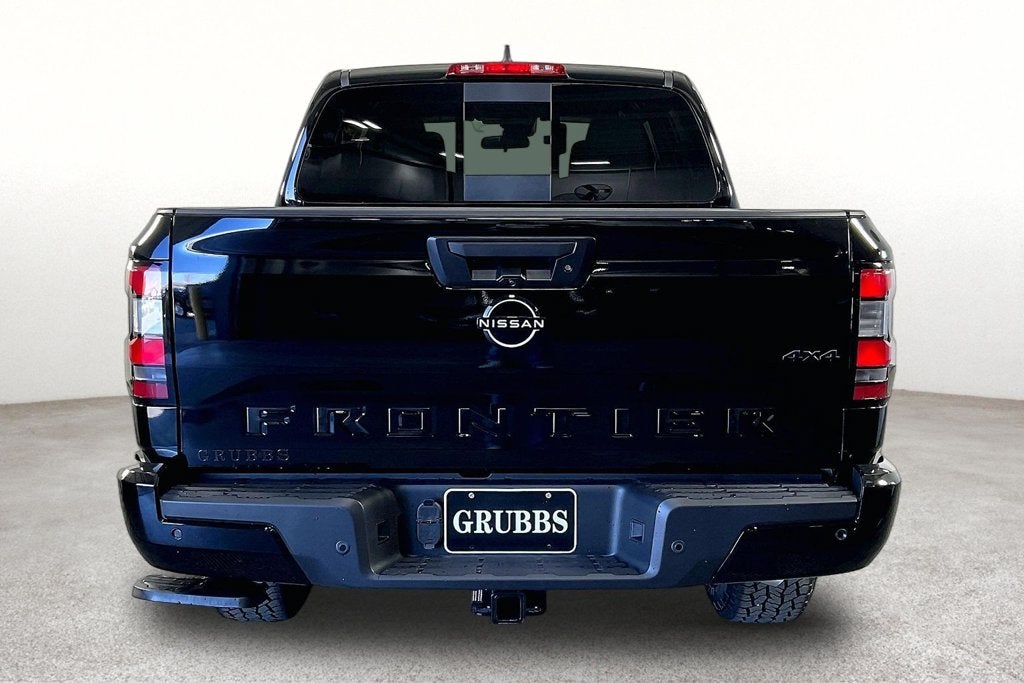 2027 Nissan Frontier Crew Cab SV