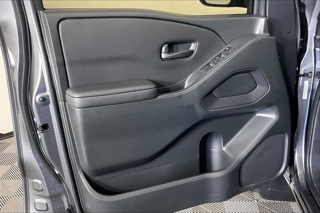 2027 Nissan Frontier Crew Cab S