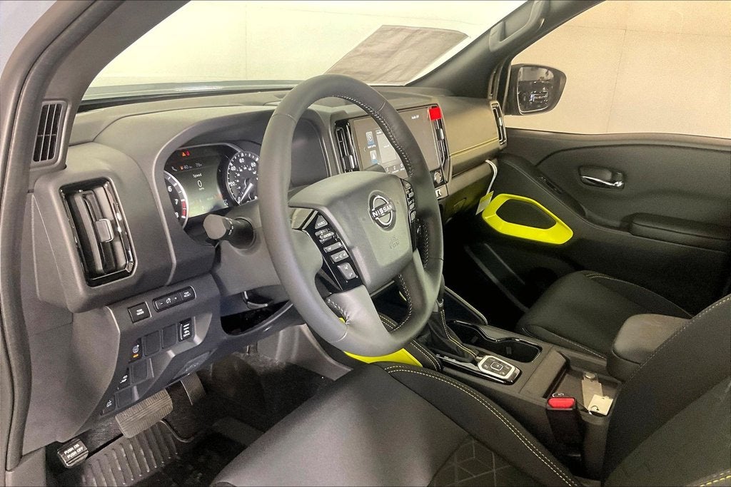 2027 Nissan Frontier Crew Cab SV