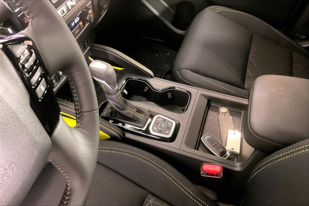 2027 Nissan Frontier Crew Cab SV