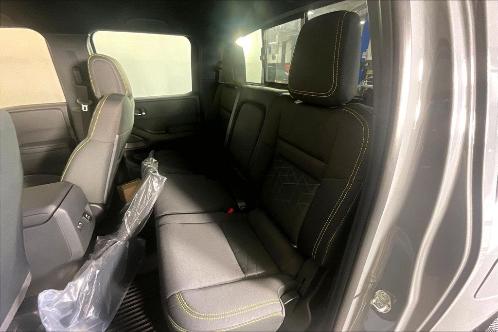 2027 Nissan Frontier Crew Cab SV