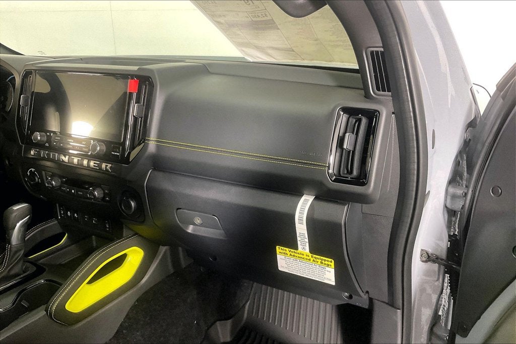 2027 Nissan Frontier Crew Cab SV