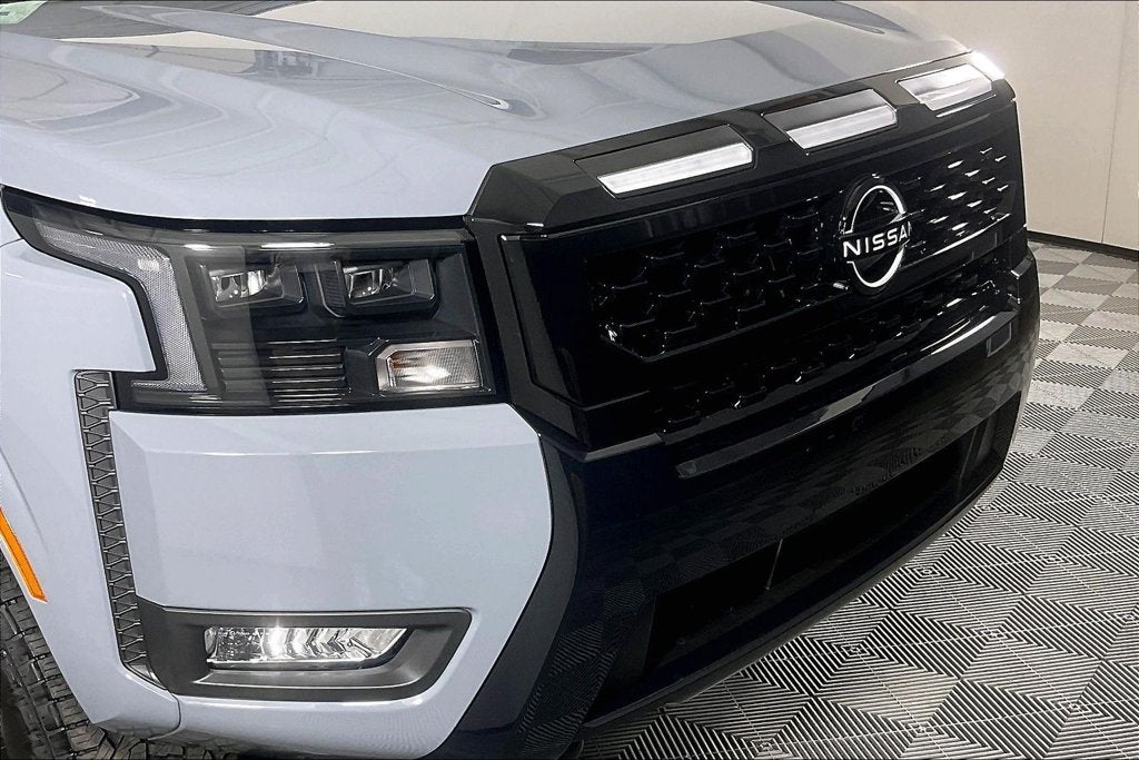 2027 Nissan Frontier Crew Cab SV