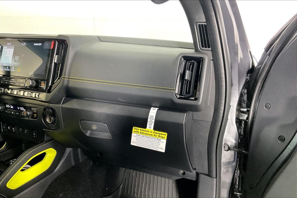2027 Nissan Frontier Crew Cab SV