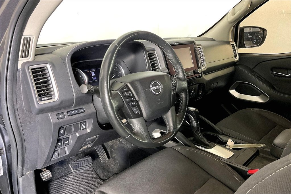 2024 Nissan Frontier SV