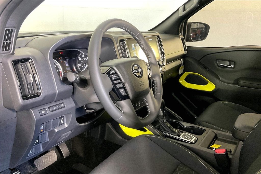 2027 Nissan Frontier SV