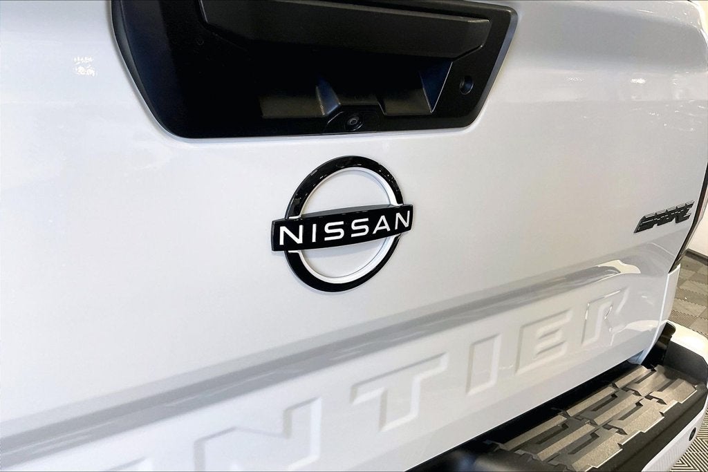 2027 Nissan Frontier SV