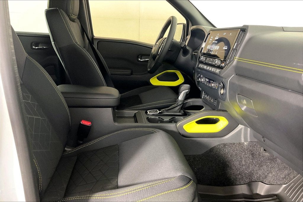 2027 Nissan Frontier SV