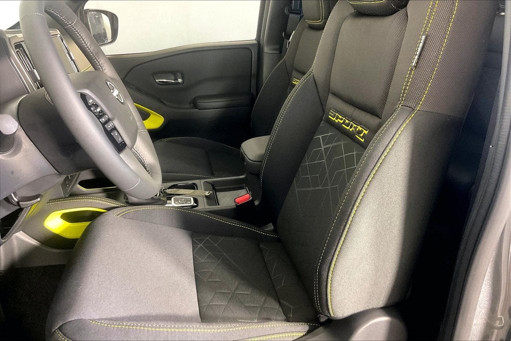 2027 Nissan Frontier SV