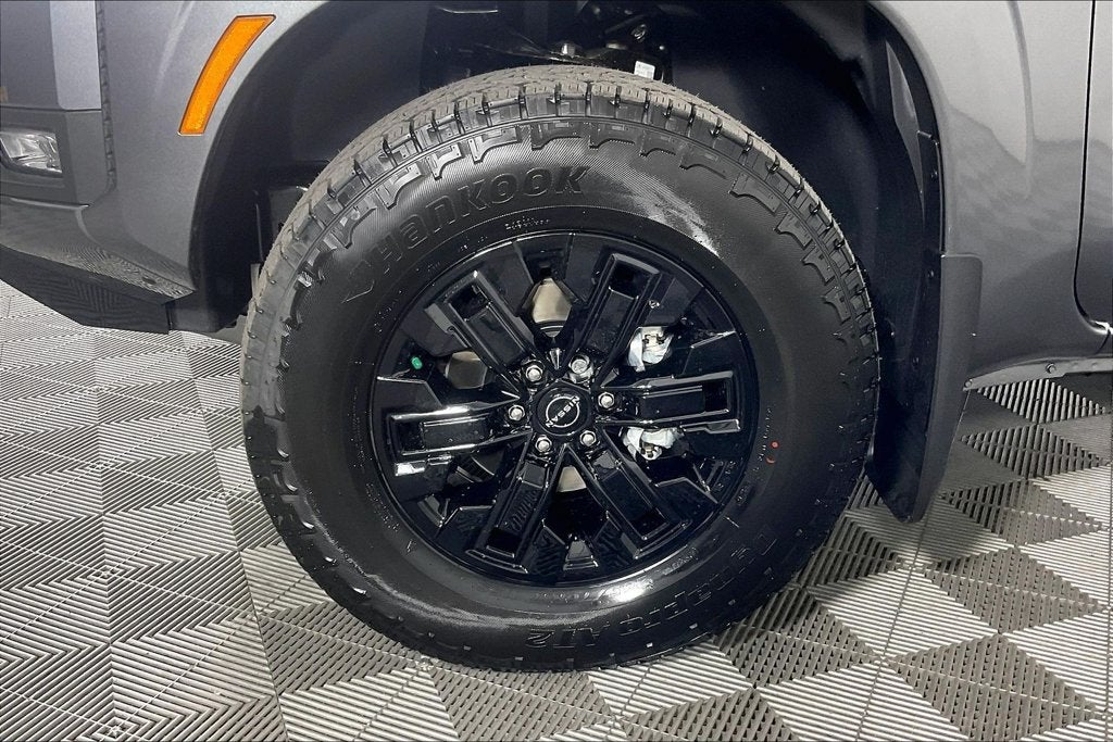 2027 Nissan Frontier SV