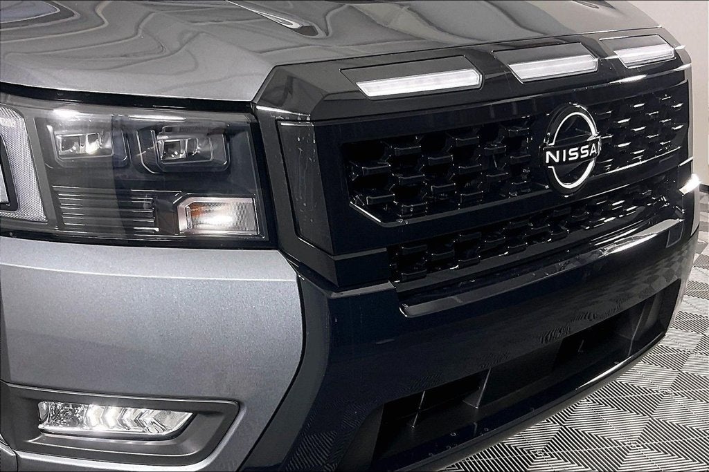 2027 Nissan Frontier SV