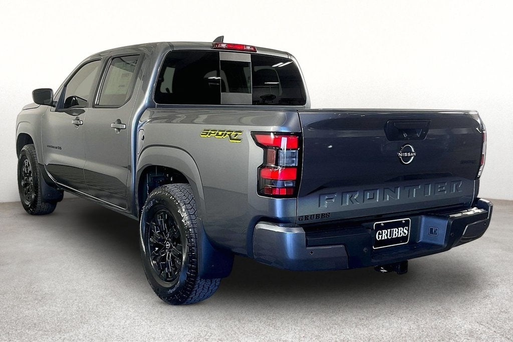 2027 Nissan Frontier SV