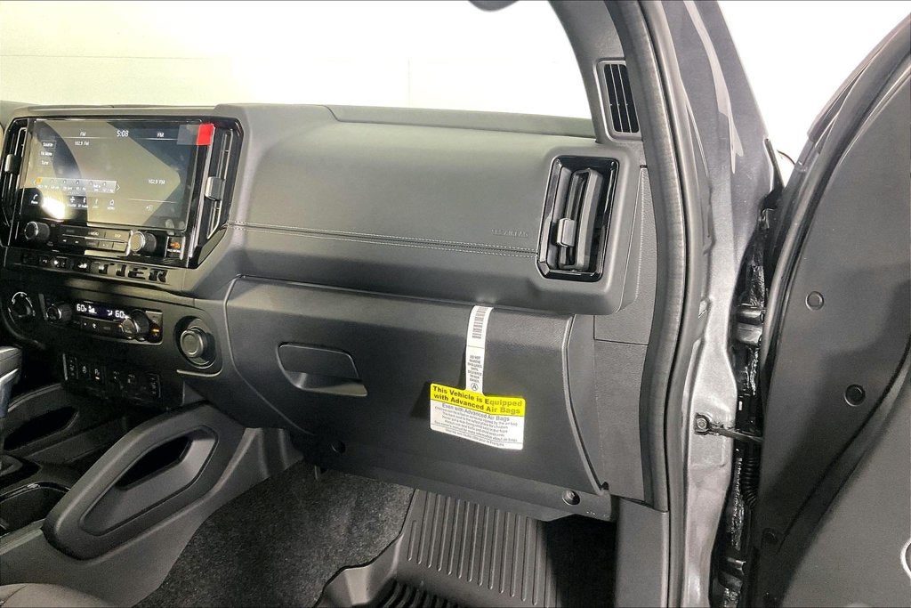 2027 Nissan Frontier Crew Cab SV