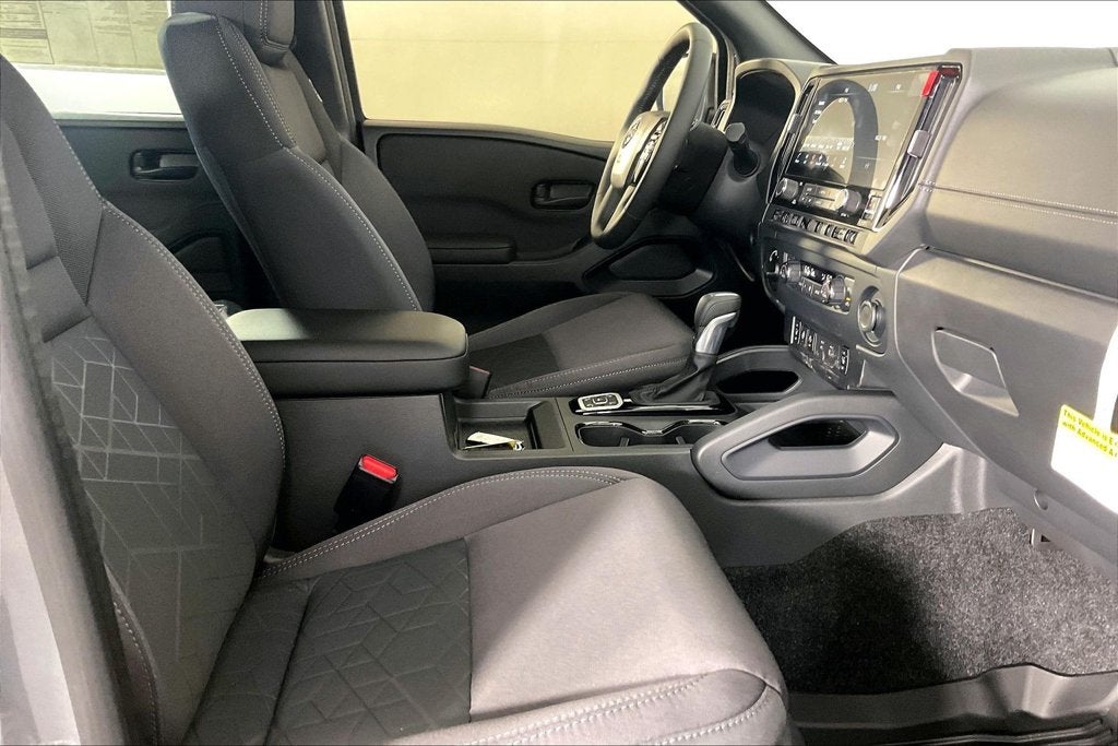 2027 Nissan Frontier Crew Cab SV