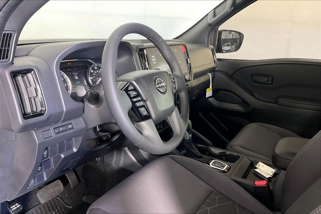 2027 Nissan Frontier Crew Cab SV