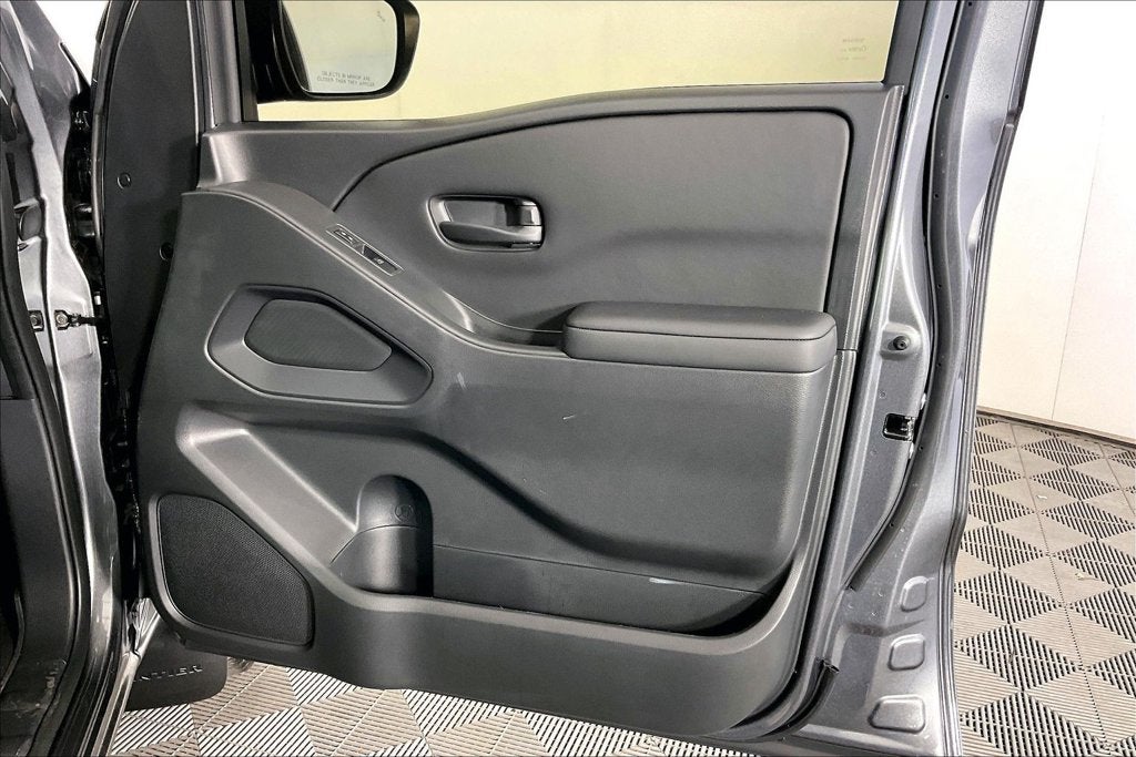 2027 Nissan Frontier Crew Cab S