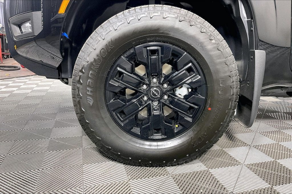 2027 Nissan Frontier Crew Cab SV