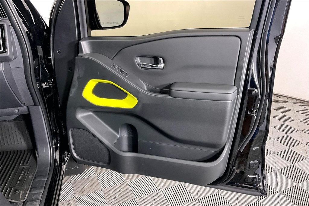 2027 Nissan Frontier Crew Cab SV