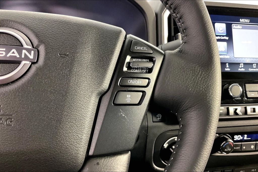 2025 Nissan Frontier Crew Cab SV