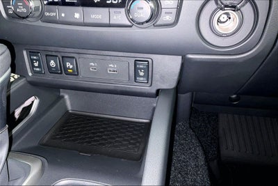 2025 Nissan Frontier Crew Cab SV