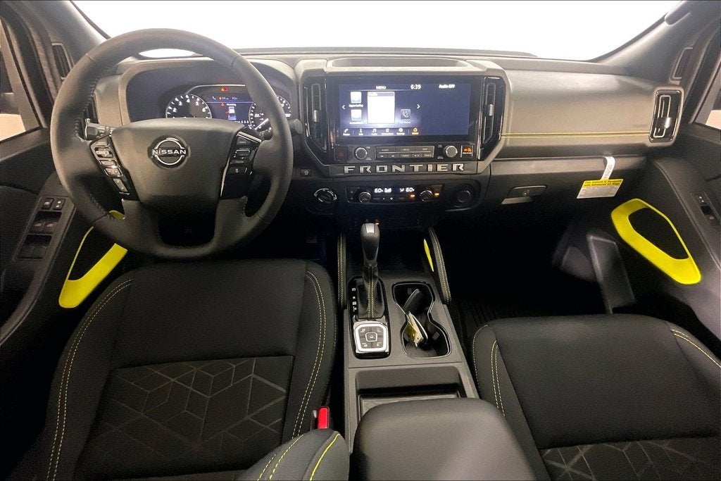 2027 Nissan Frontier SV