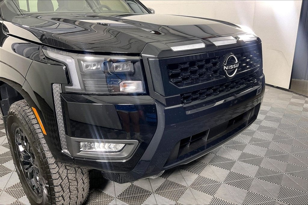 2027 Nissan Frontier SV