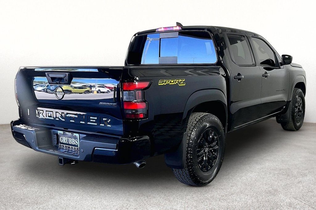 2027 Nissan Frontier SV