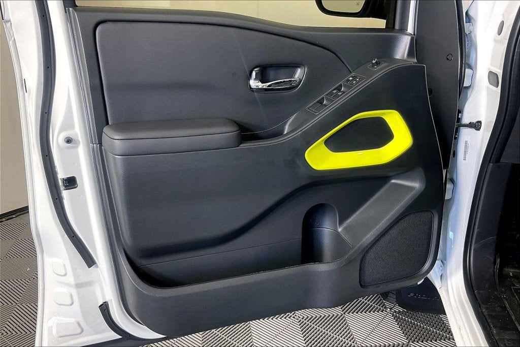 2027 Nissan Frontier Crew Cab SV