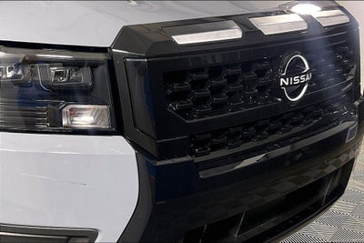 2027 Nissan Frontier SV