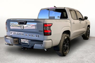 2027 Nissan Frontier SV