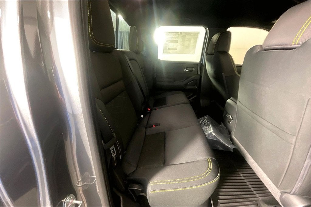 2027 Nissan Frontier SV