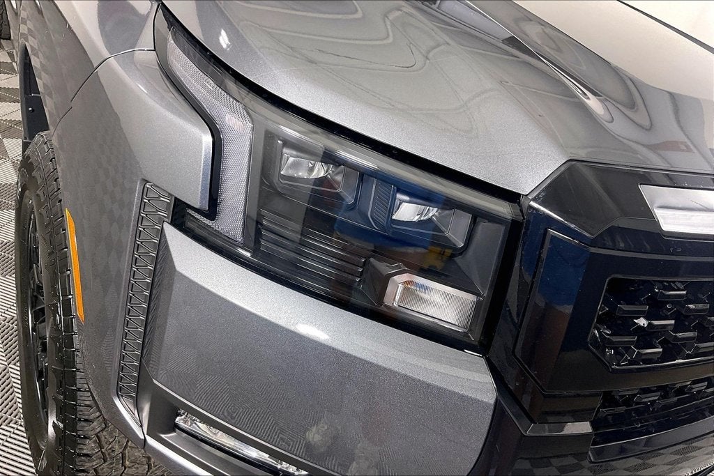 2027 Nissan Frontier SV