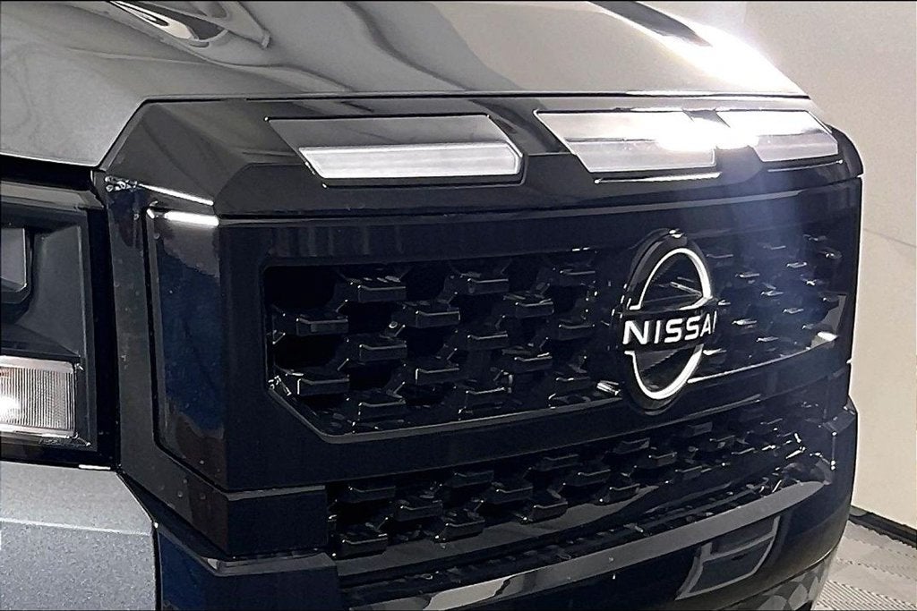 2027 Nissan Frontier SV