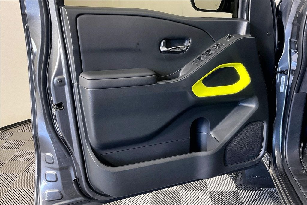 2027 Nissan Frontier SV