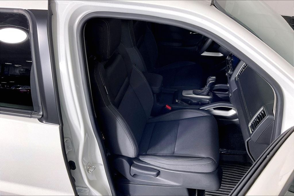 2024 Nissan Frontier Crew Cab SV