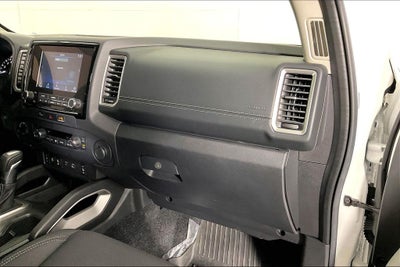 2024 Nissan Frontier Crew Cab SV