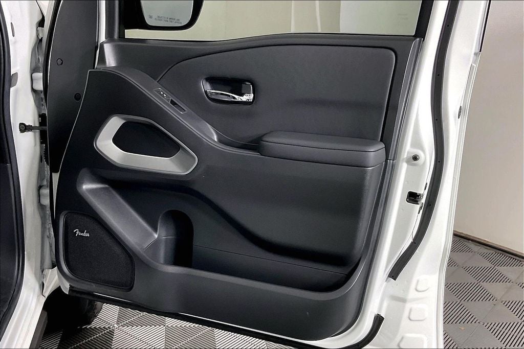 2024 Nissan Frontier Crew Cab SV