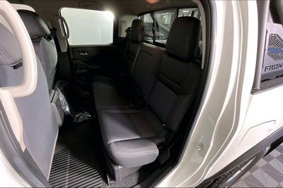 2024 Nissan Frontier Crew Cab SV