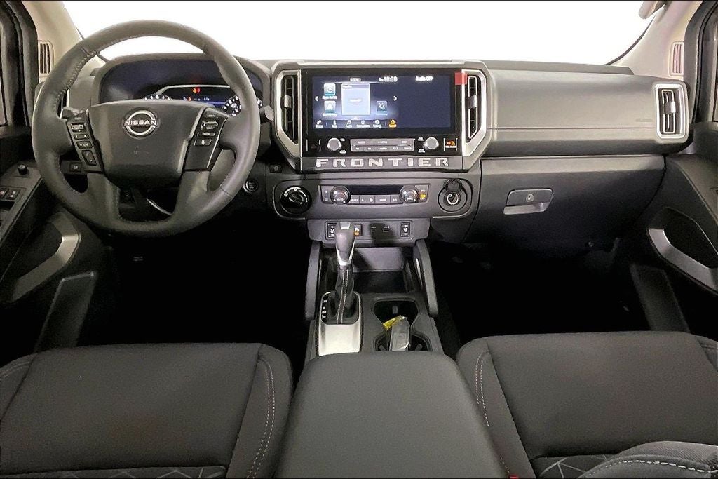 2025 Nissan Frontier Crew Cab SV