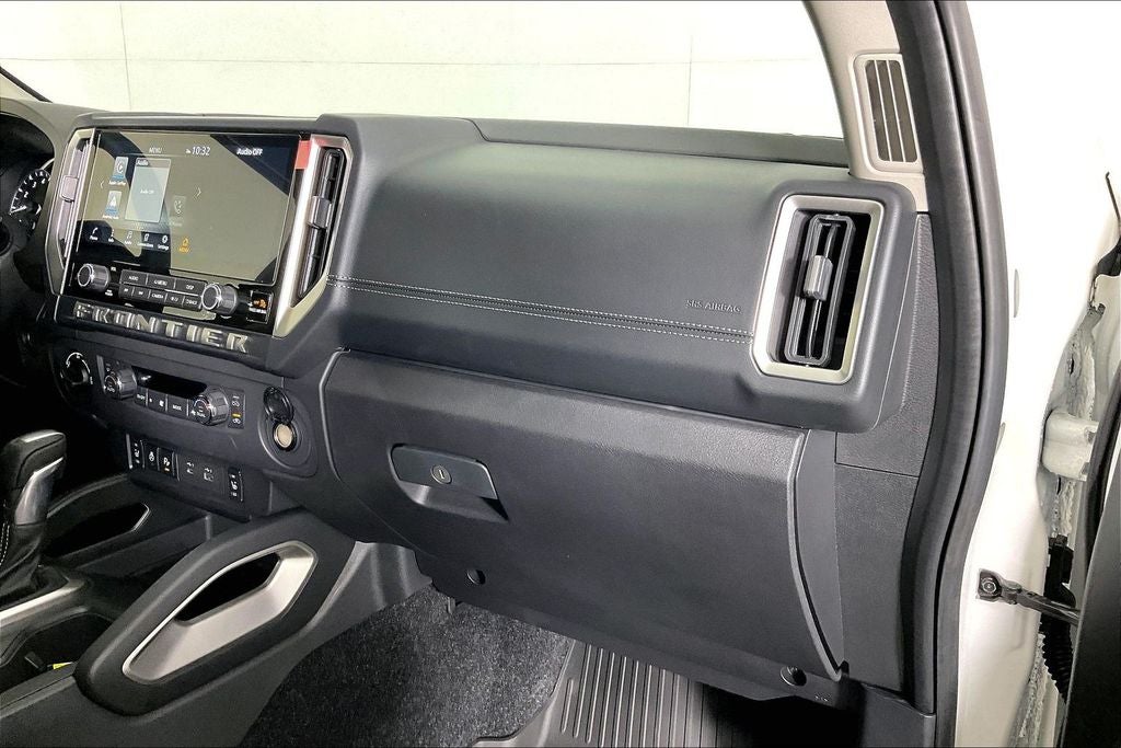 2025 Nissan Frontier Crew Cab SV