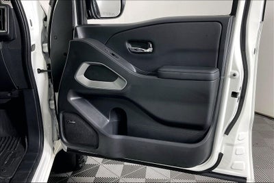 2025 Nissan Frontier Crew Cab SV