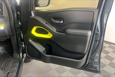 2027 Nissan Frontier SV