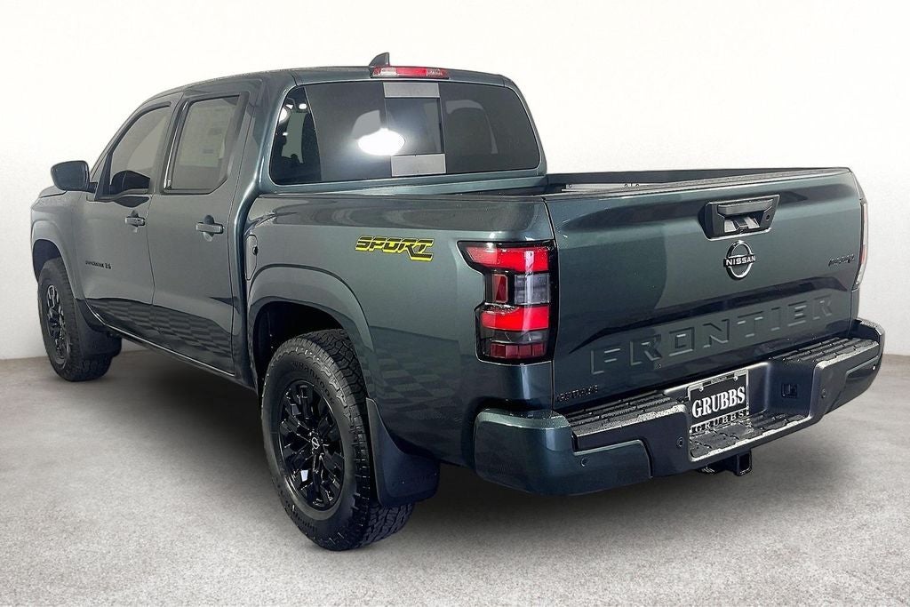 2027 Nissan Frontier SV