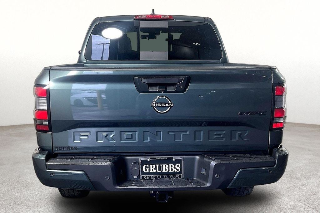 2027 Nissan Frontier SV