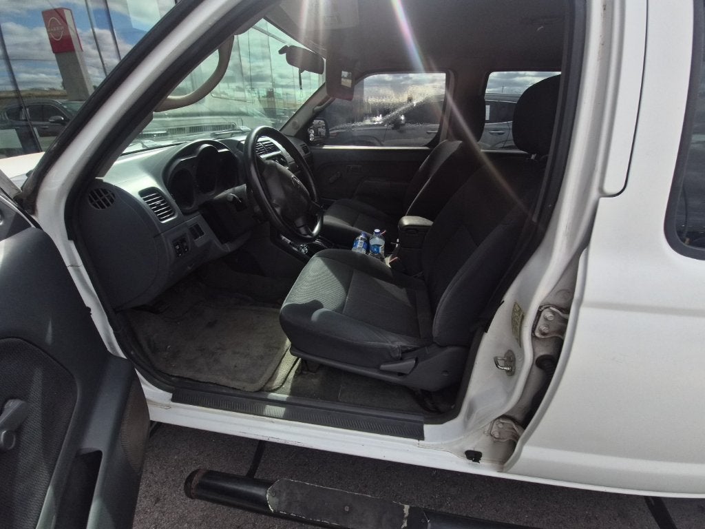 2002 Nissan Frontier XE V6