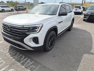 2024 Volkswagen Atlas 2.0T Peak Edition SEL