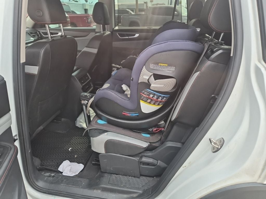 2024 Volkswagen Atlas 2.0T Peak Edition SEL